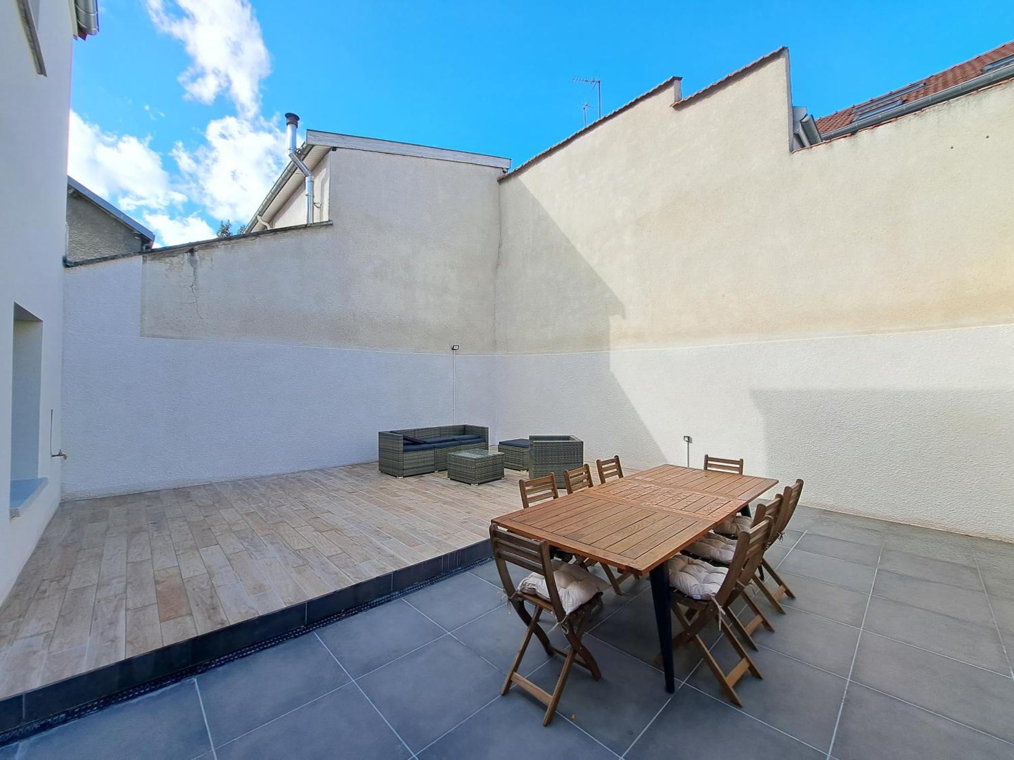 Abu Dhabi, Magnifique Maison Reims Extérieur photo
