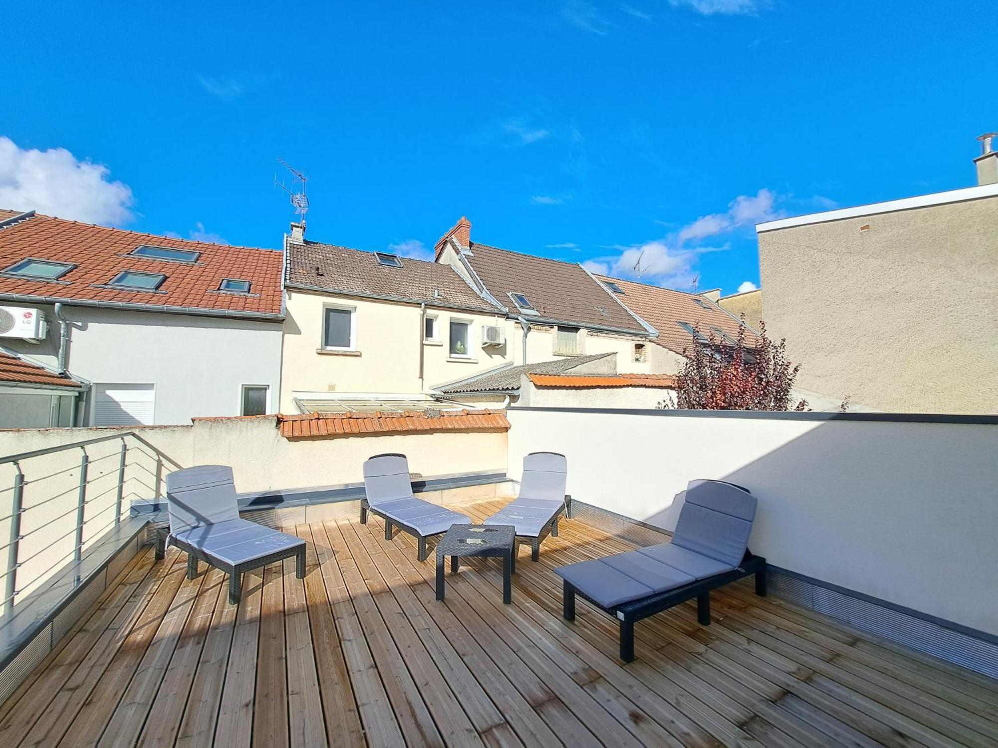 Abu Dhabi, Magnifique Maison Reims Extérieur photo
